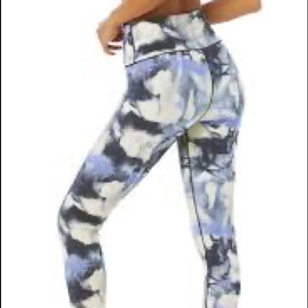 ALO Yoga Vapor High-Waist Graffiti Tie Dye Legging: XS, Blue/purple